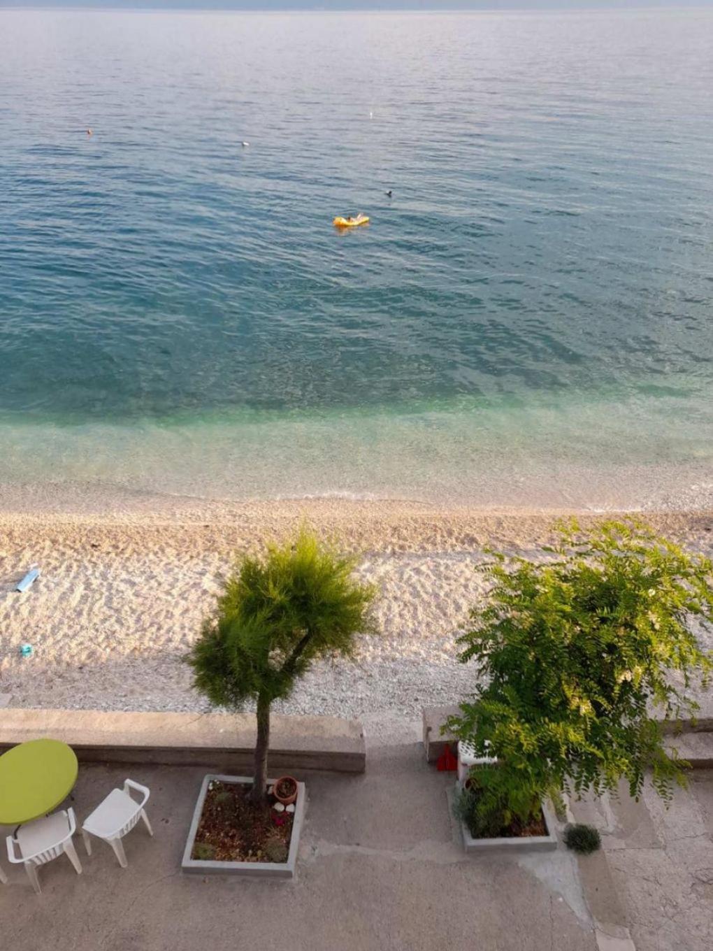 Apartment Danka - Affordable And At The Beach บริสท์ ภายนอก รูปภาพ